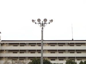 施設照明設備12